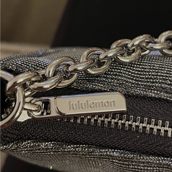 NWT Lululemon Nano Bag - Picture 2 of 12
